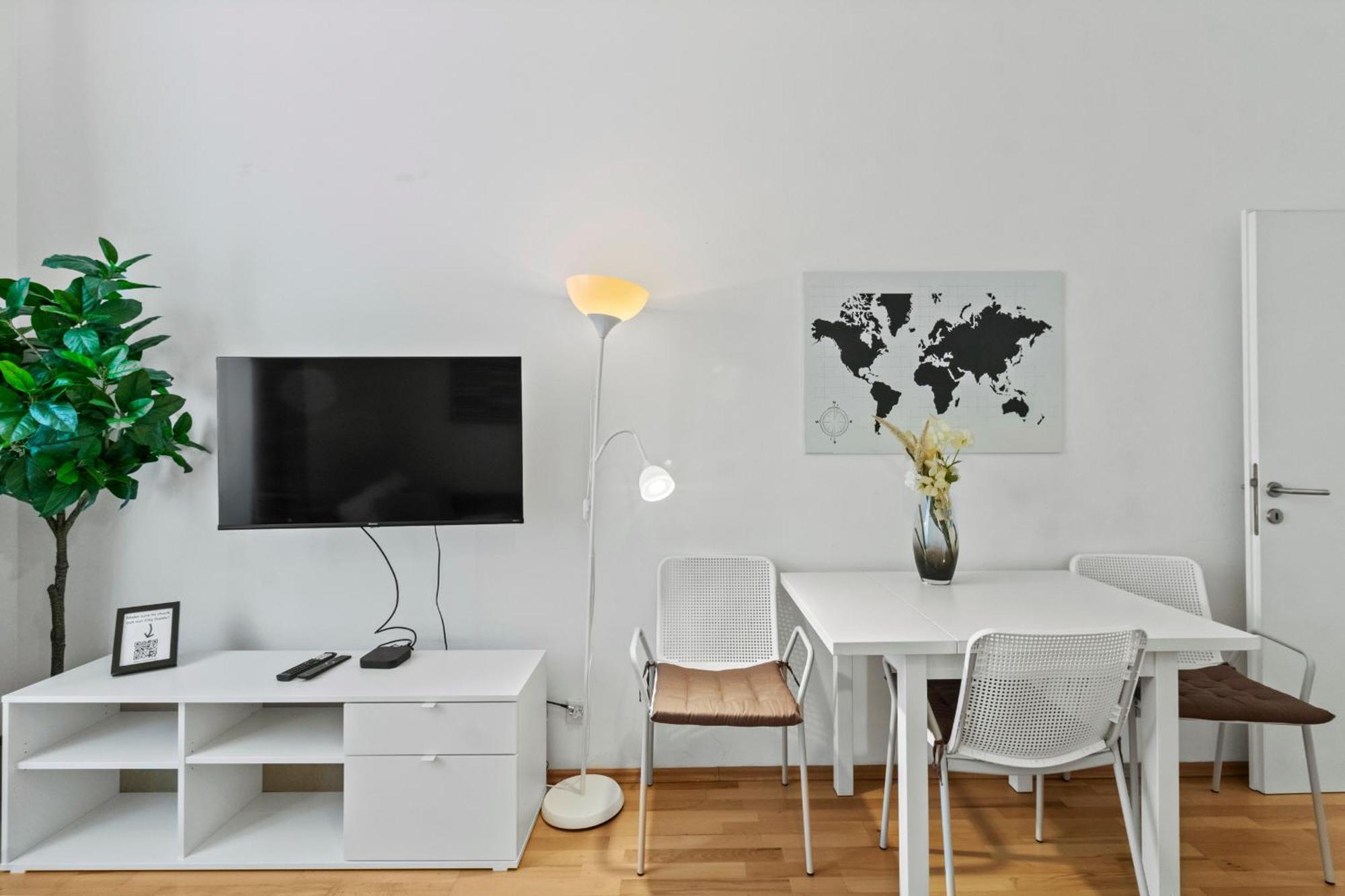 Stylish Apartment, 4 Min To U3 Zipperer Strasse Vienna Exterior photo